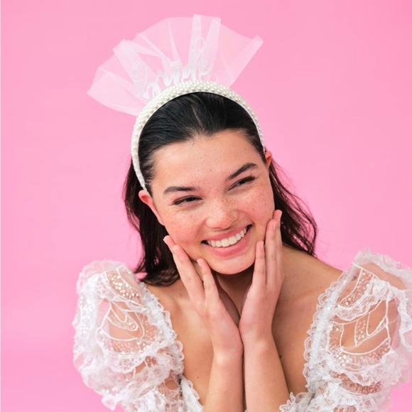 New Bride To Be Tiara Headband Bachelorette Bridal Party - Picture 7 of 7